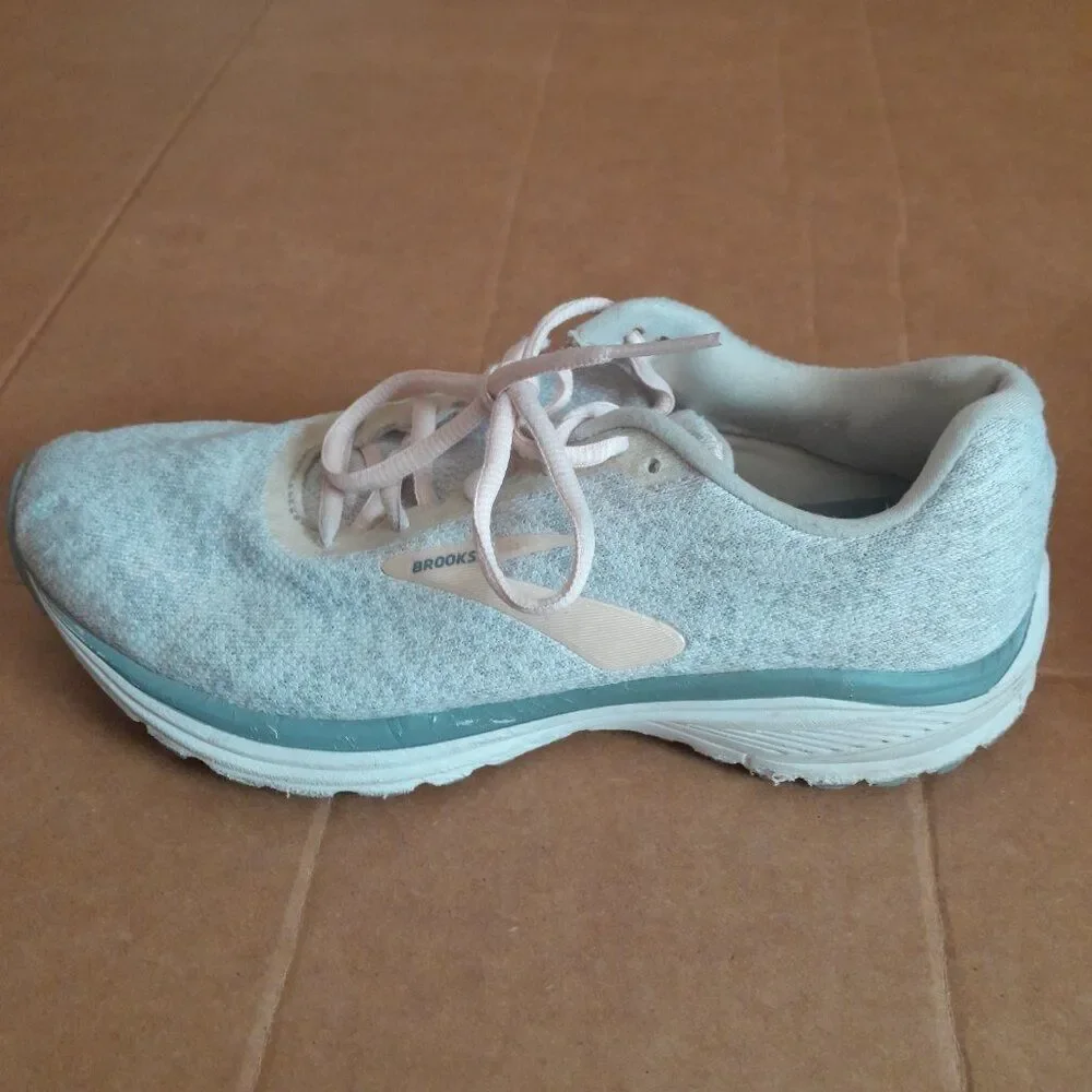 Brooks Anthem 2 Women's Running Shoes 1202931B133 Sneakers Athletic Sze 8.5 Gray